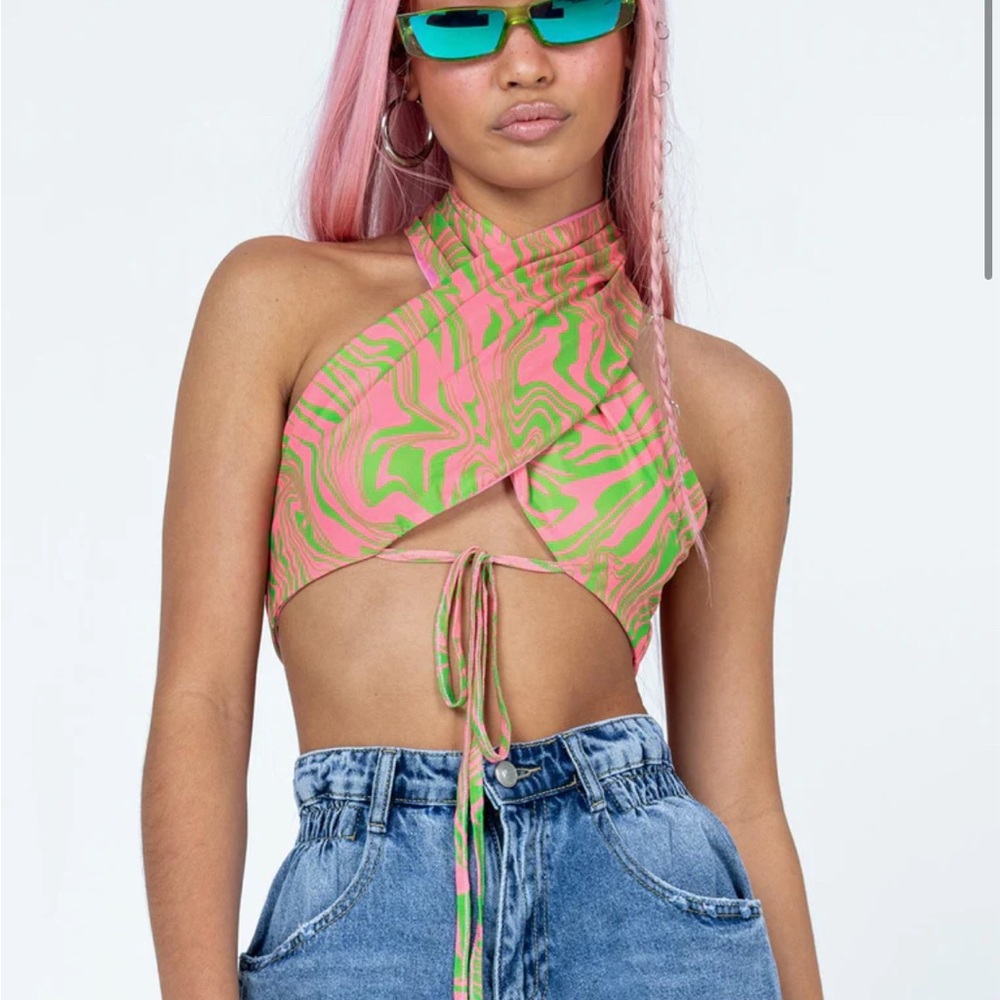 Crossover Halter Top - Picture 2 of 5
